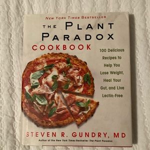 Plant Paradox Cookbook by Steven R. Gun dry, MD This is in used condition.